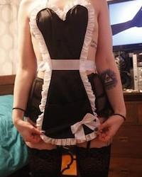 Lihat poto sex Here's my Halloween Maid costume ! hot