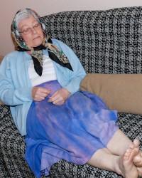 Download foto bokep Horny grandma is munching cock terbaru 2020