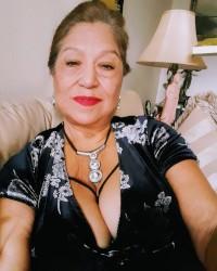 Download poto bokep Sensual Mature latina woman in normal clothes gratis