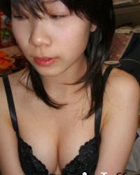 Foto sex indah Cute Asian GF positng in sexy black underwear kualitas tinggi