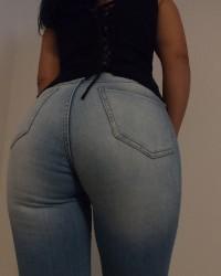 Foto bugil hot ass with jeans HD