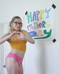 Download foto bugil Aften Opal - Fathers Day hot