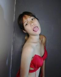 Download foto seks My new bikini - asian teen solo