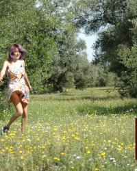Download foto bugil Free girl Naked in the Nature New becoming kualitas tinggi