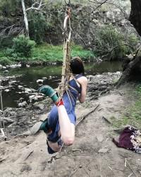 Lihat foto sex 20200919 - Rope Suspension down by the river - Model: Awyn Raven kualitas tinggi