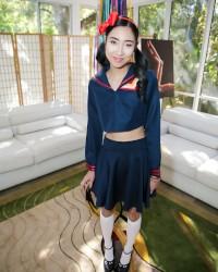 Foto xxx Eva Yi - Mini Oriental Chick With A Tight Slit HD