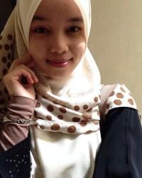 Lihat foto seks malay hijab terbaru