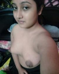 Download foto bugil bangladeshi sexy girl showing her tits hot