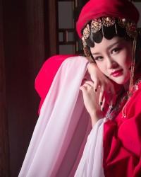 Foto sex hot Chinese Ceremonial Dress Nude 2020