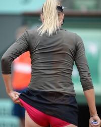 Foto seks indah Sharapova butt 2020