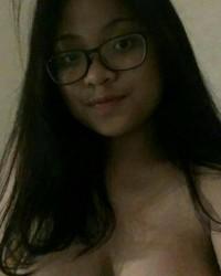 Foto bugil indah Syallomitha Chacha - Indonesian Babe hot