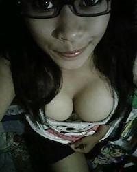 Poto sex indah Indonesian High School girl with enormous areolas terbaru 2020